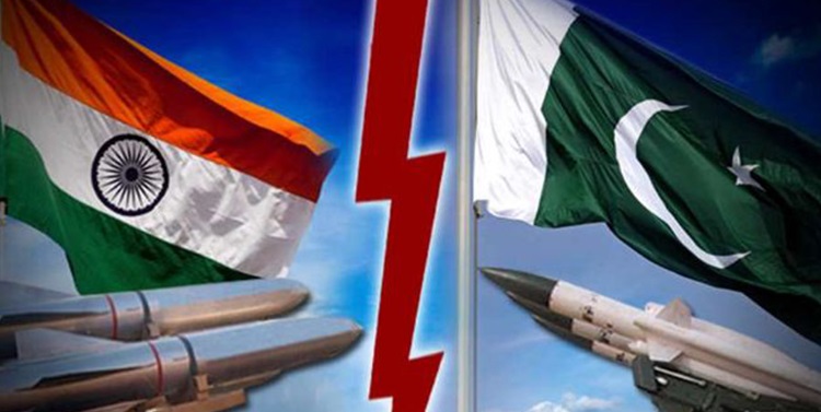 Hindistan, Pakistan’ı vuruyor Hindistan, Pakistan’ı vuruyor